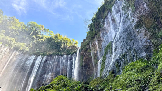 Cascade de Tumpak Sewu sur l'île de Java en Indonésie
